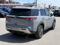 CARFAX Canada No Reported Accidents | SL Trim | 4WD | Boulder Gray Pearl Stand out in this stunning... (image 6)