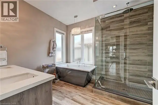 146 GREEN GATE Boulevard Cambridge, Ontario in Houses for Sale in Kitchener / Waterloo - Image 27