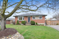 15 ROBERTSON DR Guelph, Ontario