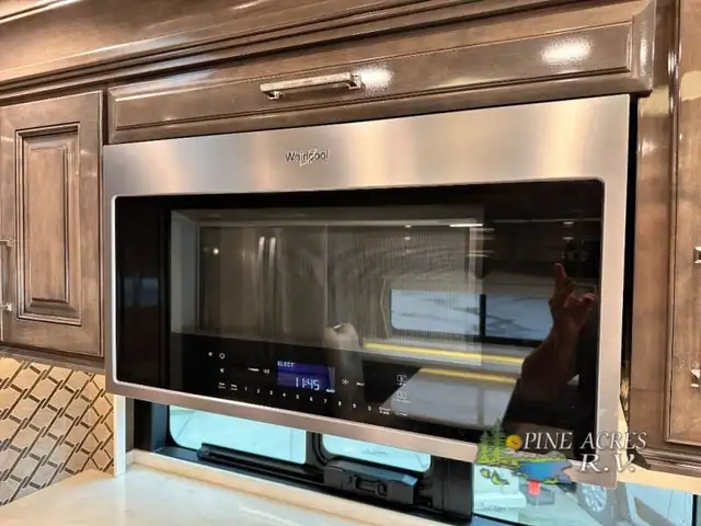 2021 Entegra Coach Anthem 44F only 35K Miles in RVs & Motorhomes in Moncton - Image 30