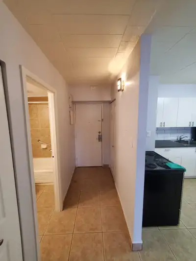 Available immediately!! Call 519-915-8865 Ext. 103 or email us (rentals@agileonline.ca)about showing...