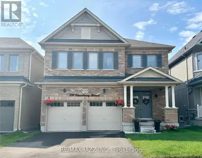 Welcome to this absolutely stunning 2,540 sq ft family home is one of Bowmanville's most desirable n...