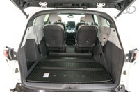 Your family will arrive in style in this Carfax 1 owner, 7 passenger 2024 Toyota Sienna Hybrid with... (image 9)