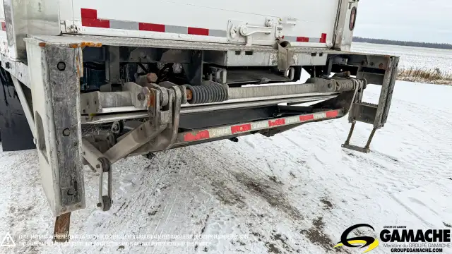 2018 INTERNATIONAL 4400 REEFER TRUCK WITH TAILGATE in Heavy Trucks in Oshawa / Durham Region - Image 12