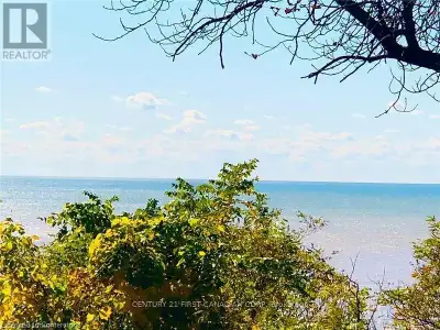 389 FRONT Street Port Stanley, Ontario