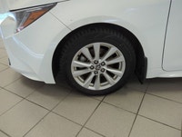 This used 2024 Toyota Corolla LE is a smart compact sedan for daily life in Dartmouth. Finished in W... (image 9)