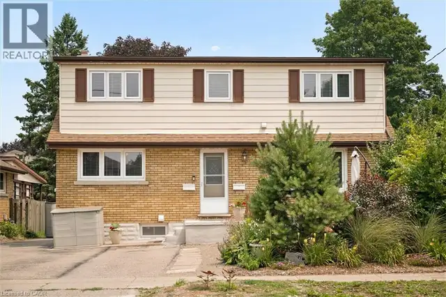 476 PROSPECT Avenue Kitchener, Ontario in Houses for Sale in Kitchener / Waterloo - Image 3