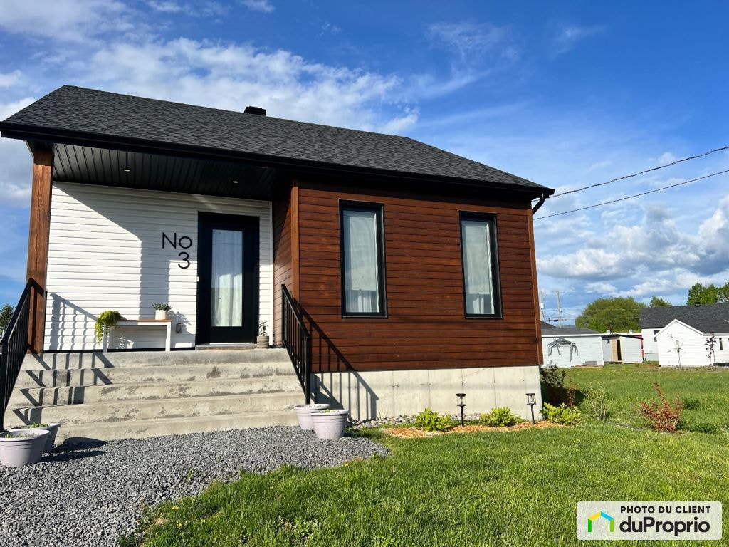 $349,000 - Raised Bungalow for sale in L'Islet — photo 1