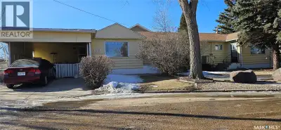 Unlock immediate rental income with this steady investment opportunity located in the heart of Tisda...