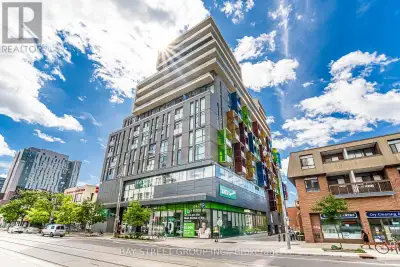 805 - 297 COLLEGE STREET Toronto (Kensington-Chinatown), Ontario