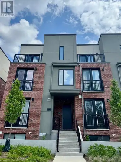 99 ROGER Street Unit# 9 Waterloo, Ontario
