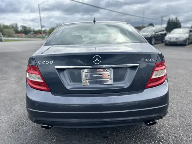 2011 MERCEDES-BENZ C-CLASS C 250 4MATIC in Cars & Trucks in Ottawa - Image 6