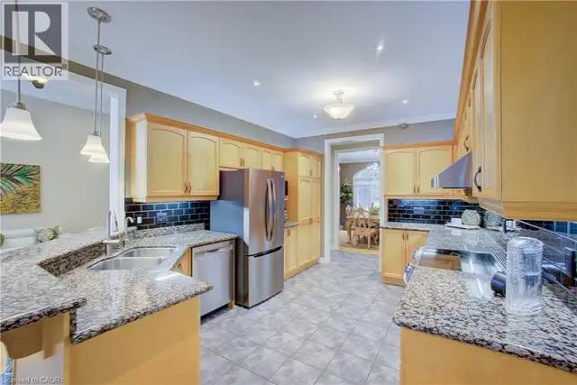 457 CARYNDALE Drive Kitchener, Ontario in Houses for Sale in Kitchener / Waterloo - Image 20