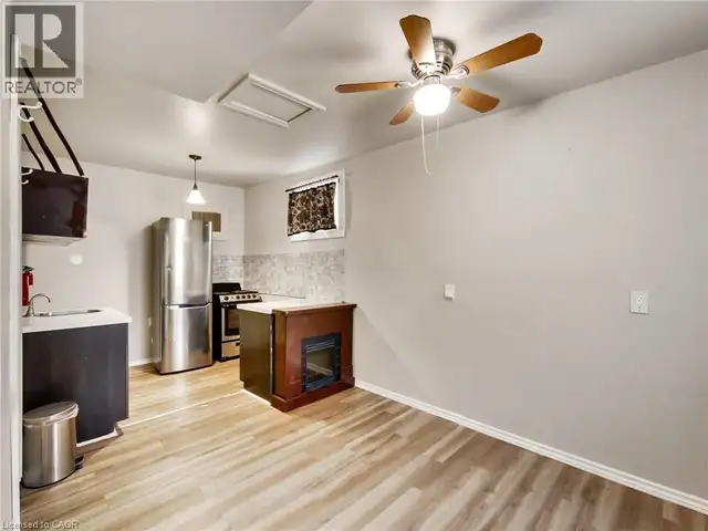 443 WENTWORTH Street N Hamilton, Ontario in Commercial & Office Space for Sale in Mississauga / Peel Region - Image 17