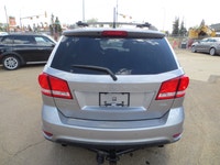 ****** 12 MONTH FREE POWERTRAIN WARRANTY ON LISTED PRICE ****** DRIVE AROUND WITH EASE AND COMFORT I... (image 3)