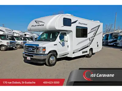 Thor Motor Coach Fourwinds 21Z Classe C Extérieur : Silverstream, intérieur Nantuckblue + Malibu env...