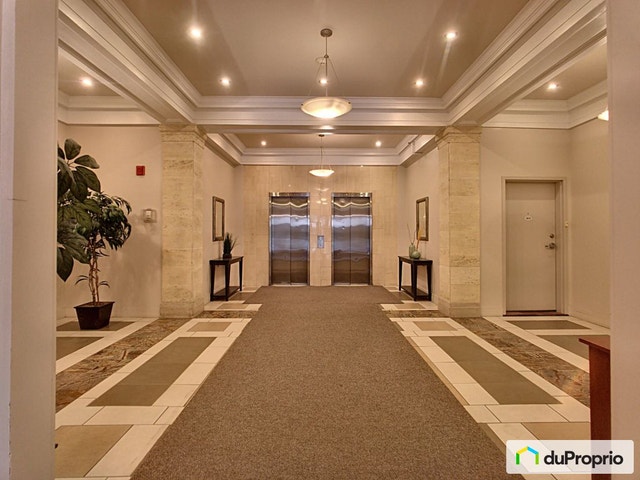 $399,800 - Condominium in Ville-Marie (downtown, old Mtl) — photo 3