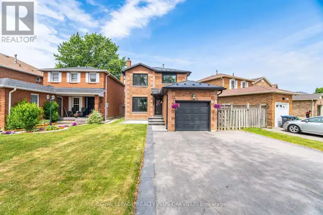 421 LAURENTIAN AVENUE Mississauga (Hurontario), Ontario62866661556098122