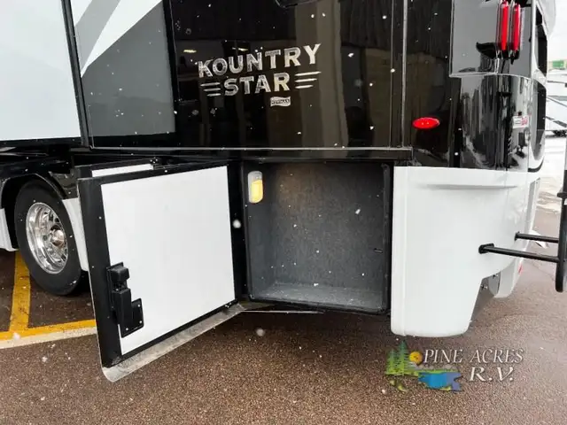 2023 Newmar Kountry Star 4037 Diesel Pusher 360 h.p. in RVs & Motorhomes in Moncton - Image 101