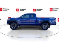 Thornhill Toyota Proudly Presents This Blue 2022 Toyota Tacoma 4x4 Access Cab 6A with TRD OFFROAD Pa... (image 4)