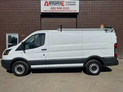 2018 Ford Transit 250 Cargo Van 3.7L V6 Gas 142,252 KM Shelving & Ladder Rack RWD Low Roof Power Loc...