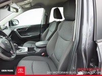 LE AWD Engine: 4 Cylinder Engine 2.5L L/100Km City: 5.8 L/100Km Hwy: 6.3 Safety Equipment Electronic... (image 8)