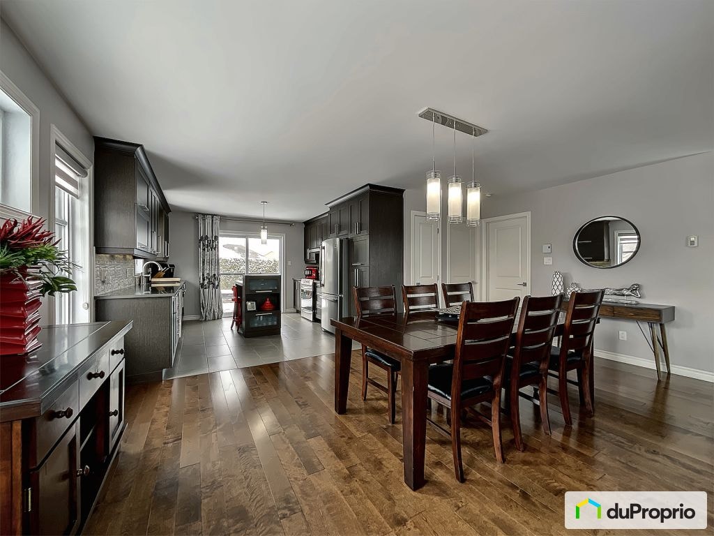 $425,000 - Price Taxes Included - Semi-detached in Victoriaville — photo 2
