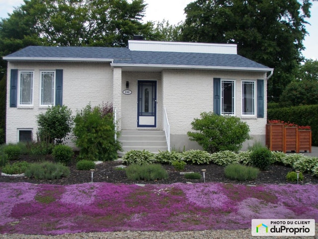 $534,900 - Bungalow for sale in Lavaltrie — photo 1