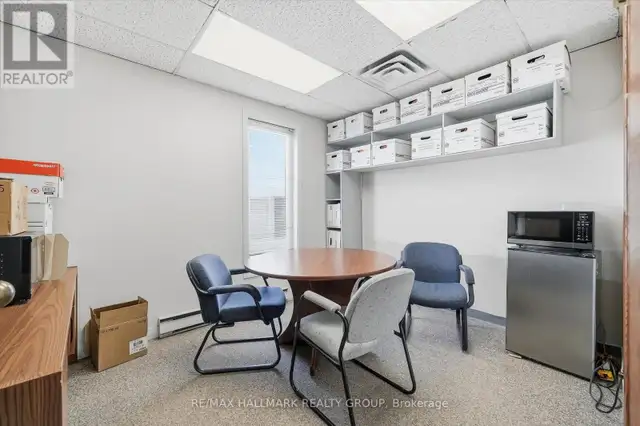 2 - 1215 RAINBOW STREET Ottawa, Ontario in Commercial & Office Space for Rent in Ottawa - Image 7