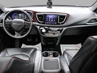 SAFETY INCLUDED ONE OWNER LOCAL ONTARIO CAR Very Clean Chrysler Pacifica limited V6 3.6L With Automa... (image 8)
