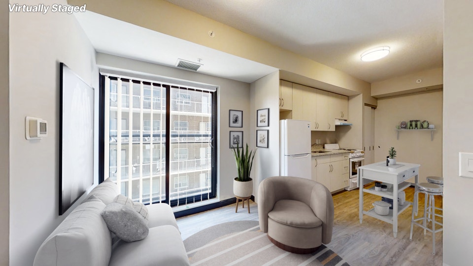 2346 Weston - Bachelor Apartment for Rent 5