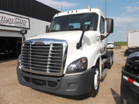 2016 FREIGHTLINER CASCADIA T/A 5TH WHEEL TRUCK