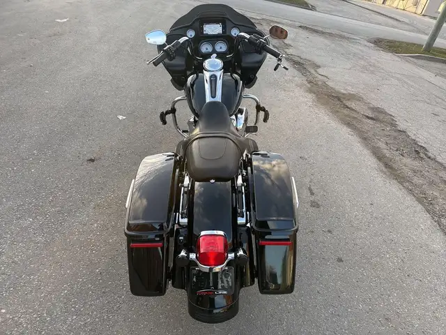 2022 Harley-Davidson Road Glide ~ ROAD GLIDE ~ 107CI ~ 2 INTO 1  in Sport Touring in City of Toronto - Image 21