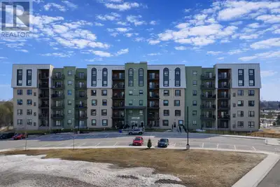 Welcome to The Bistro 6, where you can enjoy living in a spacious 2-bedroom + den condo with beautif...
