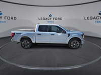 Low Mileage, Aluminum Wheels, SYNC 4, Remote Keyless Entry, Mobile Hotspot, Blind Spot Detection! Th... (image 8)