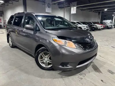TOYOTA SIENNA 2014 LE AWD/NO ACCIDENT/7 PLACES/CAMERA/AC/MAGS/DVD/215367KM! VIN: 5TDJK3DC0ES074477 U...