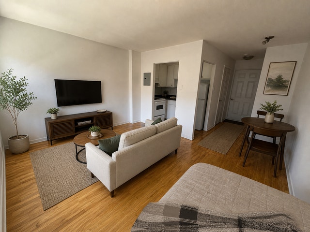 9431 Boulevard LaSalle — photo 1