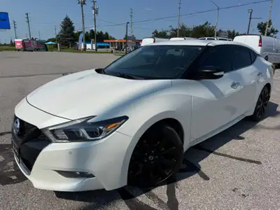 2018 NISSAN MAXIMA 3.5L V6 SV PKG ONLY 95,037KM ABSOLUTELY GORGEOUS NAVIGATION HEATED LEATHER SEATS...
