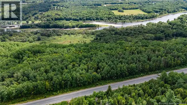 Main Street Doaktown, New Brunswick in Land for Sale in Fredericton - Image 8
