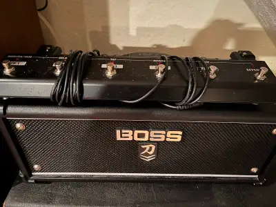 Boss Katana 100 watt head amp with pedals, View more