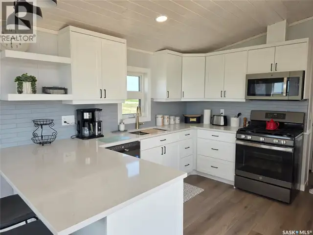 113 Aspen ROAD Diefenbaker Lake, Saskatchewan in Houses for Sale in Moose Jaw - Image 7
