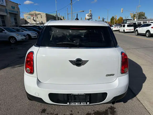 2012 MINI Cooper Countryman Countryman in Cars & Trucks in St. Catharines - Image 8