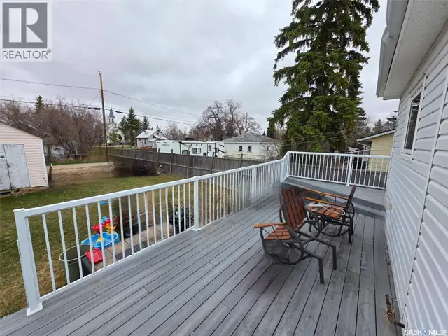 109 1st AVENUE E Eatonia, Saskatchewan in Houses for Sale in Swift Current - Image 5