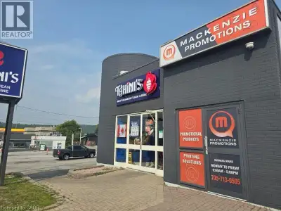 VTB OPTIONS AVAILABLE! 1720 Algonquin Avenue in North Bay presents an excellent commercial investmen...