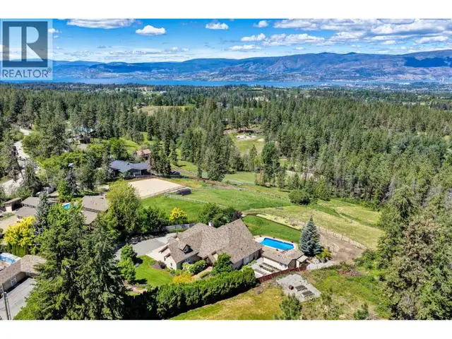 3672 Luxmoore Road Kelowna, British Columbia in Houses for Sale in Penticton - Image 12