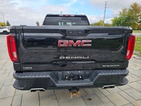 2022 GMC Sierra 1500 Denali Crew Cab 4x4 with 66,391 km! Clean history with no accidents See Carfax... (image 5)