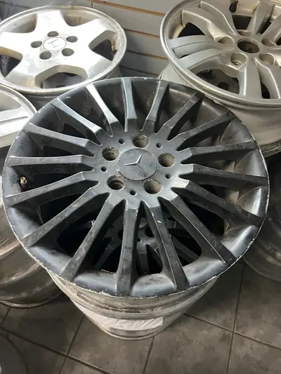 5x112 17" centre de Pneus mtl est 11251 rue notre dame est 514-507-5177