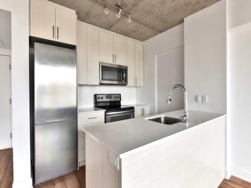 2 chambres Condo Appartement à louerVilleMarie Montréal UQAM