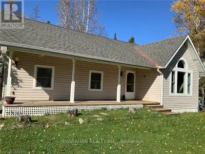 Just Listed in Tobermory this spacious , well appointed 5 bedroom home is ideal for growing families...