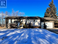 211 4th AVENUE NW Watson, Saskatchewan